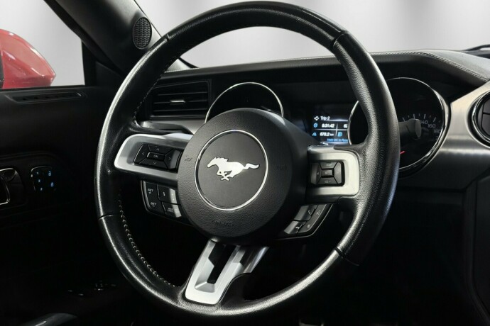 ford-mustang-bensin-2015-big-18