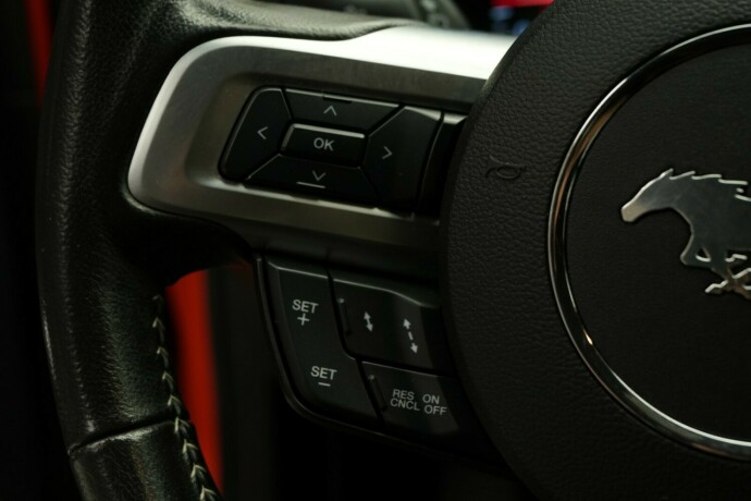 ford-mustang-bensin-2015-big-35