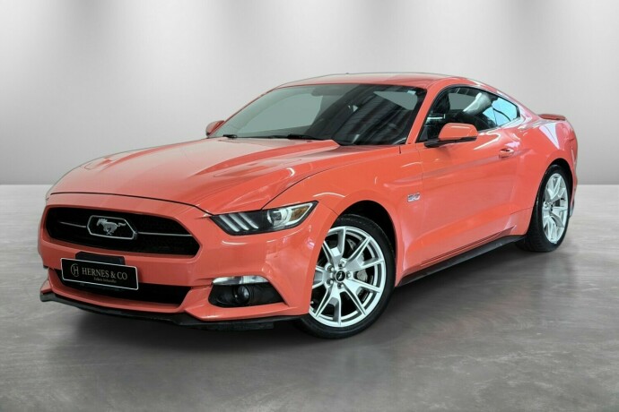 ford-mustang-bensin-2015-big-0