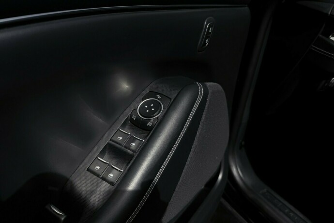 ford-mustang-mach-e-elektrisitet-2021-big-13