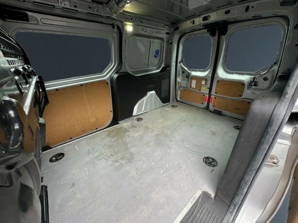 ford-transit-connect-diesel-2017-big-12
