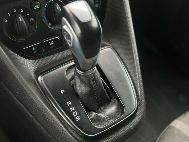 ford-transit-connect-diesel-2017-big-17