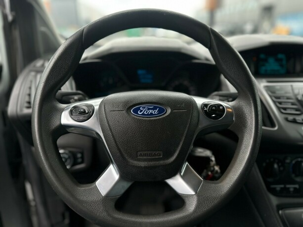 ford-transit-connect-diesel-2017-big-13