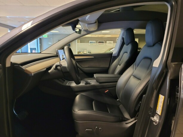 tesla-model-y-elektrisitet-2022-big-18