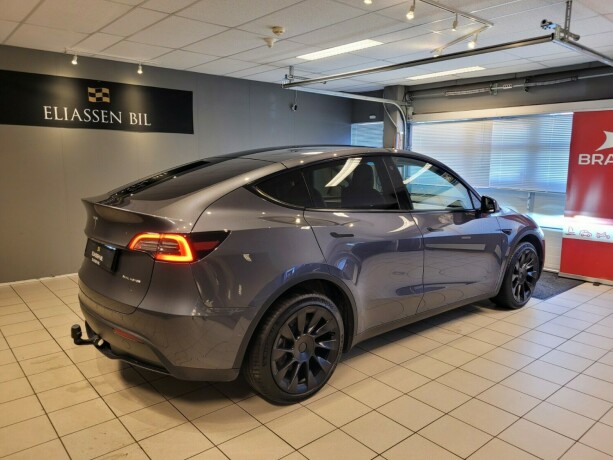 tesla-model-y-elektrisitet-2022-big-4