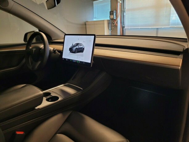 tesla-model-y-elektrisitet-2022-big-12