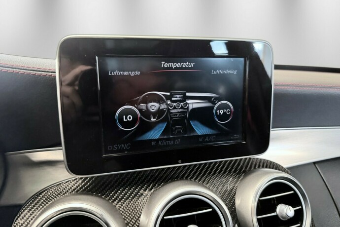 mercedes-benz-c43-bensin-2017-big-41