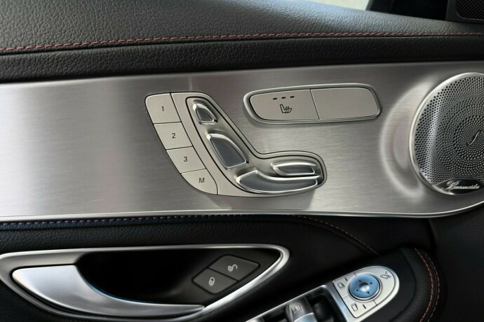 mercedes-benz-c43-bensin-2017-big-21