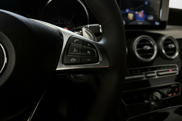 mercedes-benz-c43-bensin-2017-big-15