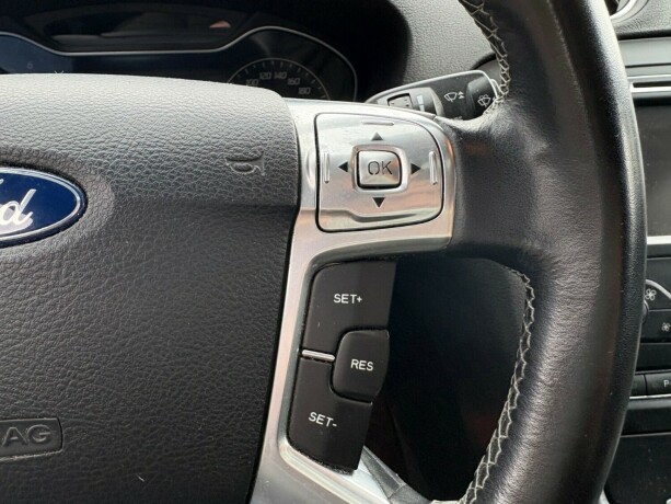ford-mondeo-diesel-2012-big-20