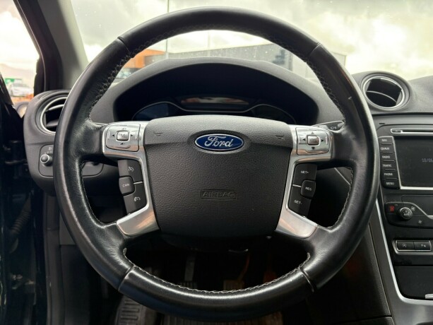 ford-mondeo-diesel-2012-big-21