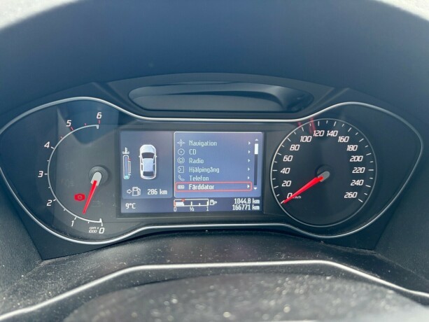 ford-mondeo-diesel-2012-big-22