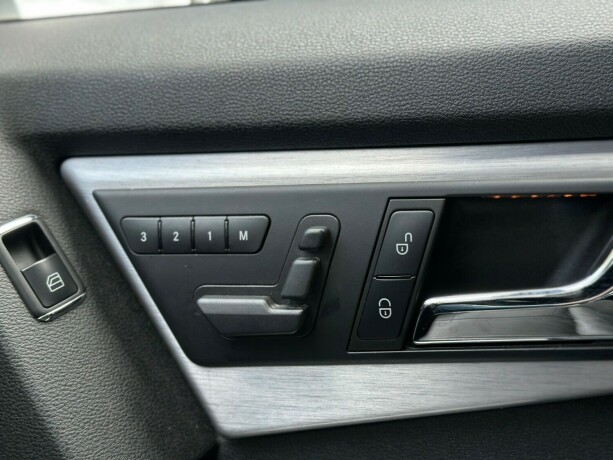 mercedes-benz-glk320-diesel-2009-big-16
