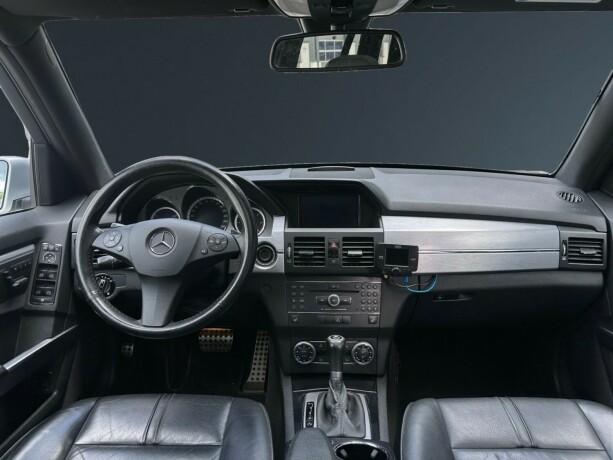 mercedes-benz-glk320-diesel-2009-big-14
