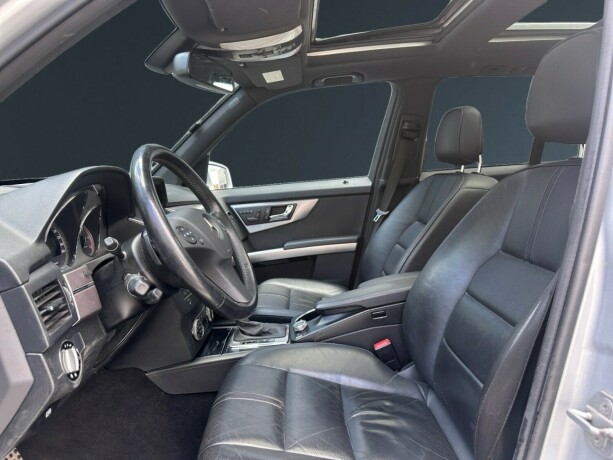 mercedes-benz-glk320-diesel-2009-big-10