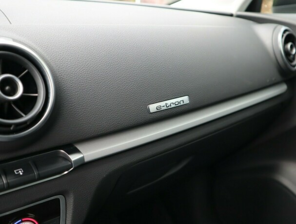audi-a3-elektrisitetbensin-2015-big-22