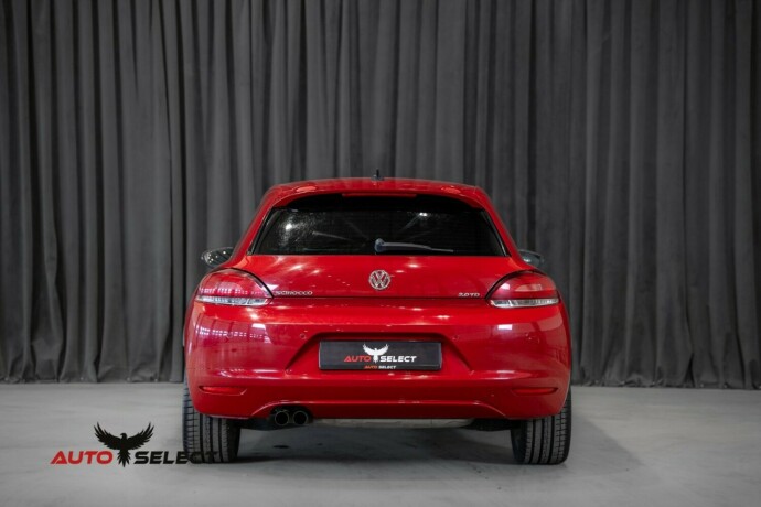 volkswagen-scirocco-diesel-2009-big-7