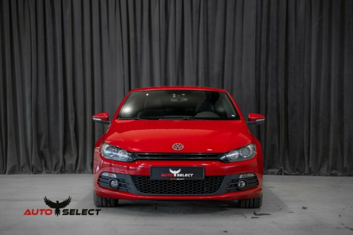 volkswagen-scirocco-diesel-2009-big-4