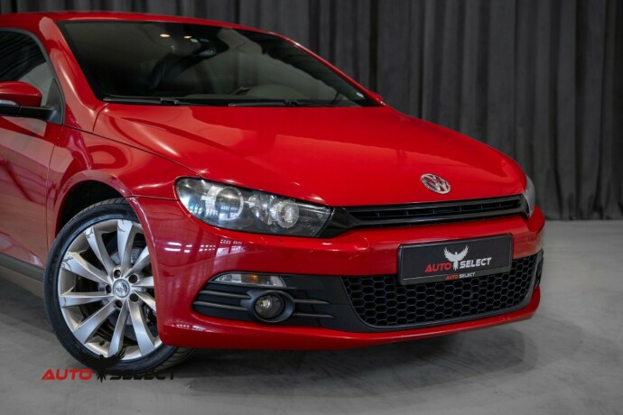 volkswagen-scirocco-diesel-2009-big-1