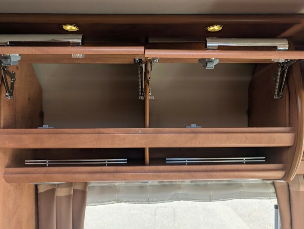 carthago-chic-c-line-i-50-diesel-2013-big-40