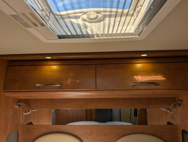 carthago-chic-c-line-i-50-diesel-2013-big-76