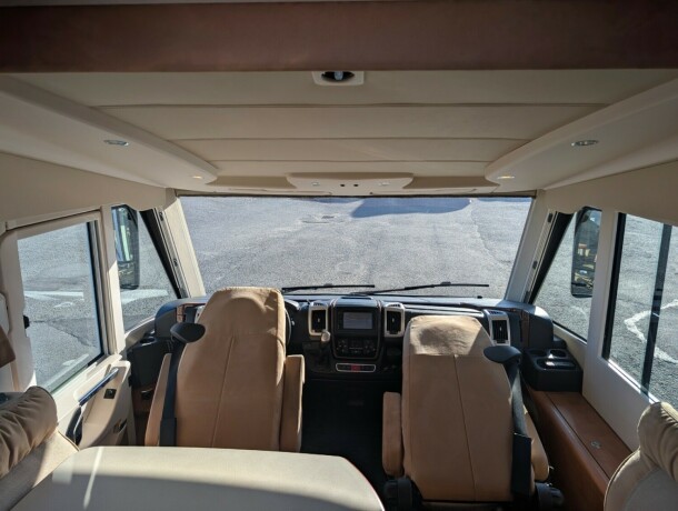 carthago-chic-c-line-i-50-diesel-2013-big-43