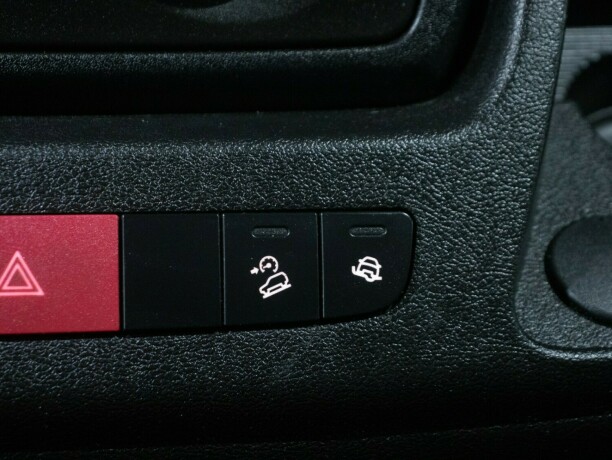 peugeot-boxer-diesel-2019-big-31