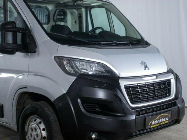 peugeot-boxer-diesel-2019-big-38