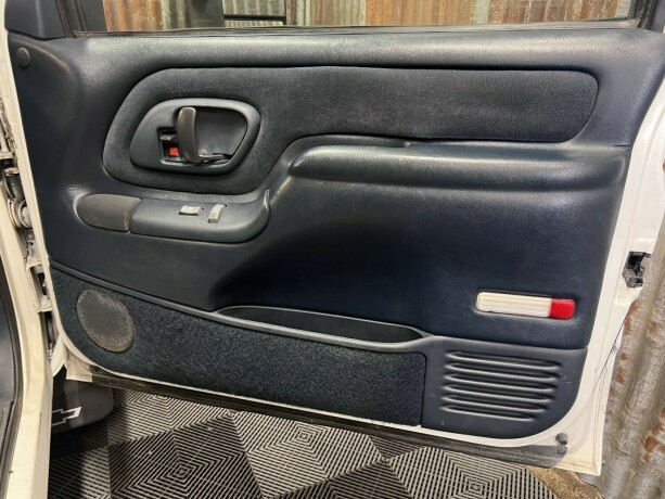 gmc-sierra-diesel-1995-big-36