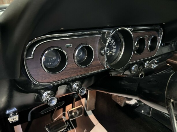 ford-mustang-bensin-1966-big-24