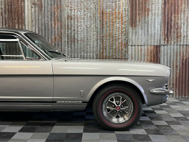 ford-mustang-bensin-1966-big-3