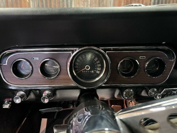 ford-mustang-bensin-1966-big-25