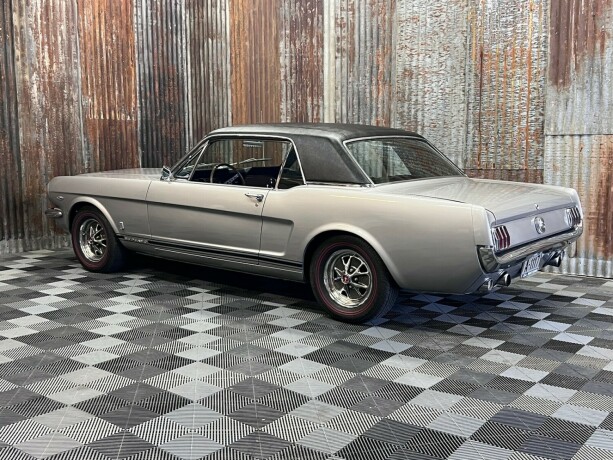 ford-mustang-bensin-1966-big-11