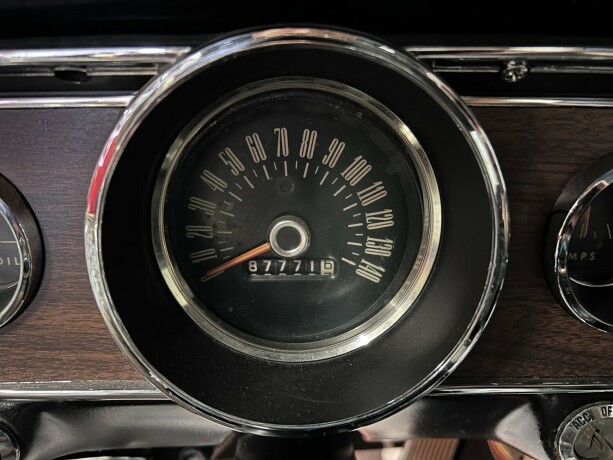 ford-mustang-bensin-1966-big-26