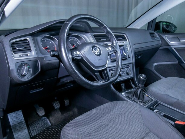 volkswagen-golf-diesel-2014-big-41