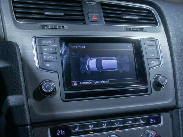 volkswagen-golf-diesel-2014-big-34