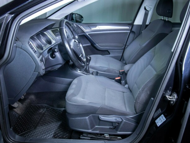 volkswagen-golf-diesel-2014-big-42
