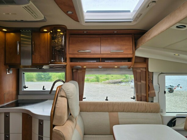 carthago-chic-c-line-i-50-diesel-2013-big-27