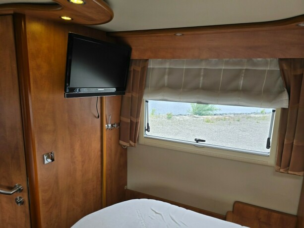 carthago-chic-c-line-i-50-diesel-2013-big-67