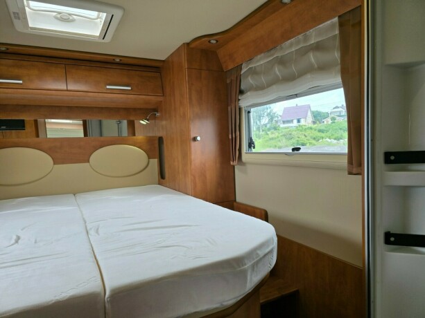 carthago-chic-c-line-i-50-diesel-2013-big-64