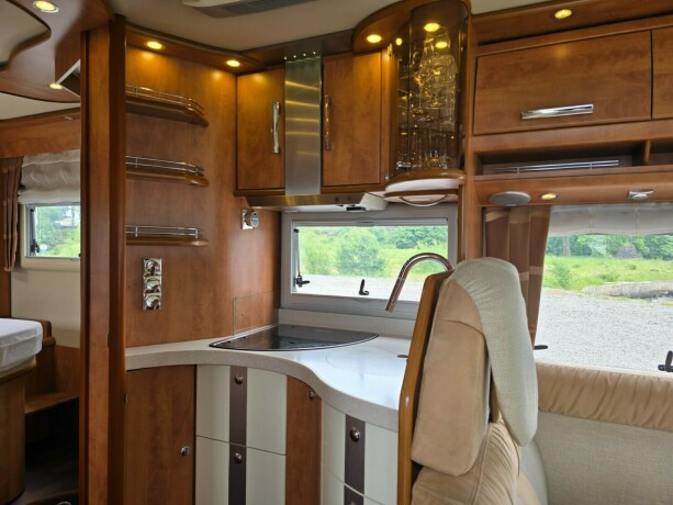 carthago-chic-c-line-i-50-diesel-2013-big-25