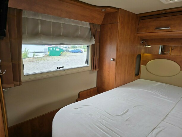 carthago-chic-c-line-i-50-diesel-2013-big-66