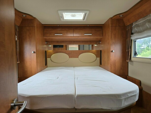 carthago-chic-c-line-i-50-diesel-2013-big-65