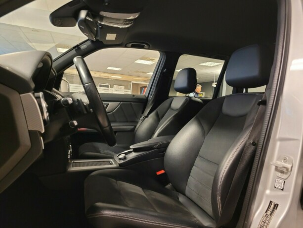 mercedes-benz-glk-diesel-2013-big-23