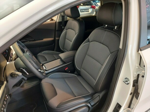 kia-niro-elektrisitet-2021-big-16