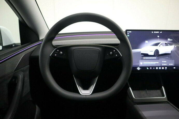 tesla-model-y-elektrisitet-2025-big-15