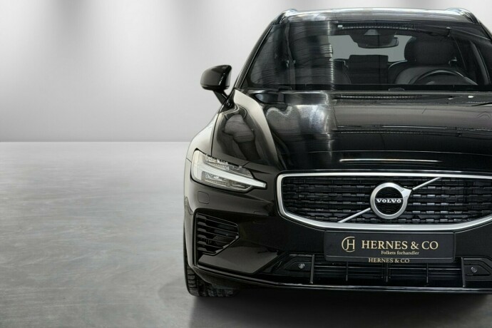volvo-v60-elektrisitetbensin-2020-big-3
