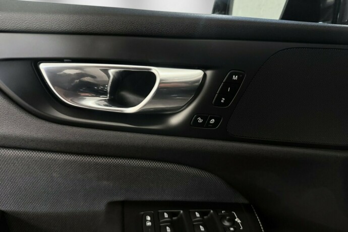 volvo-v60-elektrisitetbensin-2020-big-16