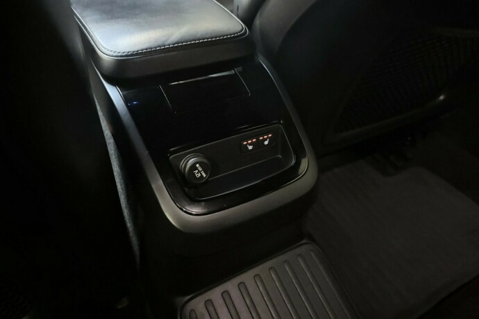 volvo-v60-elektrisitetbensin-2020-big-31