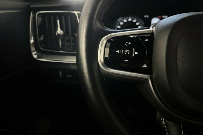 volvo-v60-elektrisitetbensin-2020-big-21
